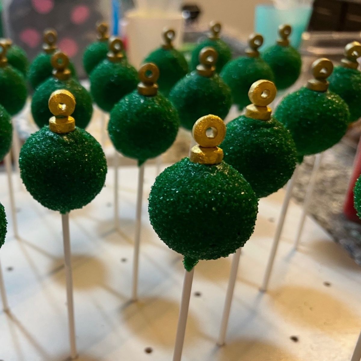 Ornament Cake Pop
